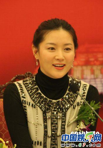 李英爱新婚老公神秘莫测 疑似沈银河前未婚夫