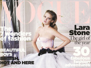 劳拉·斯通Vogue英国版12月号时尚大片(组图)