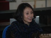 袁泉产后亮相谈女儿 曝夏雨会带女儿玩滑板