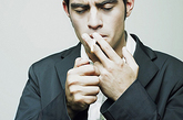 高血压患者 消炎痛 正文 日常生活 不宜吃/4.忌烟：烟草中的有毒有害物质，能使血管发生痉挛性收缩，影响...