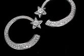 香奈儿 (Chanel) Cometes系列高级珠宝，以彗星为灵感的设计，璀璨迷人光芒闪耀。