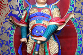 山门殿供奉的韦陀菩萨像（图片来源：凤凰网华人佛教）
