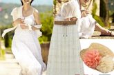 白色的长裙，不论是半身裙还是长裙都能打造这款造型。