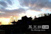 夕阳西下的佛宫寺（图片来源：凤凰网华人佛教  摄影：贾思祺）