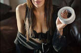第95位——赛琳达·斯万(Serinda Swan)

加拿大演员，她于2009年正式开始荧屏演艺生涯，2010年出演了迪斯尼巨制《创：战纪》。

