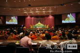 2011年5月12日至5月14日第八届联合国卫塞节国际佛教大会在泰国阿育塔雅摩诃朱拉隆功大学与曼谷联合国亚太地区会议中心举行。（图片来源：凤凰网华人佛教  摄影：photobuddha）