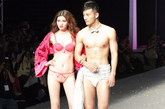 2011中国国际内衣文化周于5月21日在深圳开幕，本届内衣文化周展示出来的不仅是各个内衣品牌的光环，更是时尚界潮流的标榜，将在中国古老的文化底蕴中大放异彩！
