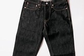 Miuccia Prada曾经在她的设计中更换新标签，定为：Miuccia Prada Made in系列。其中每件商品都附有“原产国”的标识，使消费者在购买的时候就知道这是在哪国制造和在哪里获取灵感。讽刺的是，这个系列中并没有中国系列
“Made in Tokyo”手染牛仔裤 
HK$9550（深蓝）， HK$7600（黑）