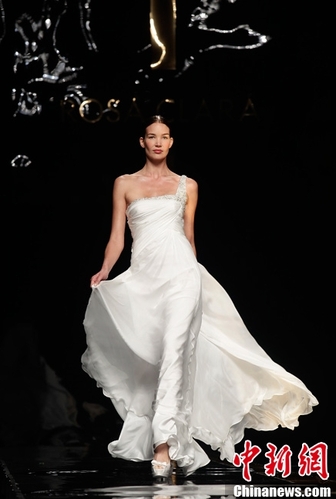 2011巴塞罗那婚纱时装周开幕