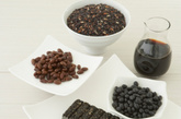 5.黑大豆

大豆是公认的高蛋白食物，其中黑大豆的蛋白质含量更高，是有利于成长的好食品。做米饭时加进去，或者磨成豆浆喝都可以。
