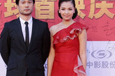 《建党伟业》全球首映红毯，豪门阔太刘涛一袭华伦天奴2010秋冬红裙贵气逼人。