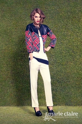 2011最红超模演绎LV Resort2012 lookbook