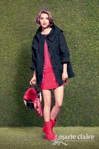 2011最红超模演绎LV Resort2012 lookbook