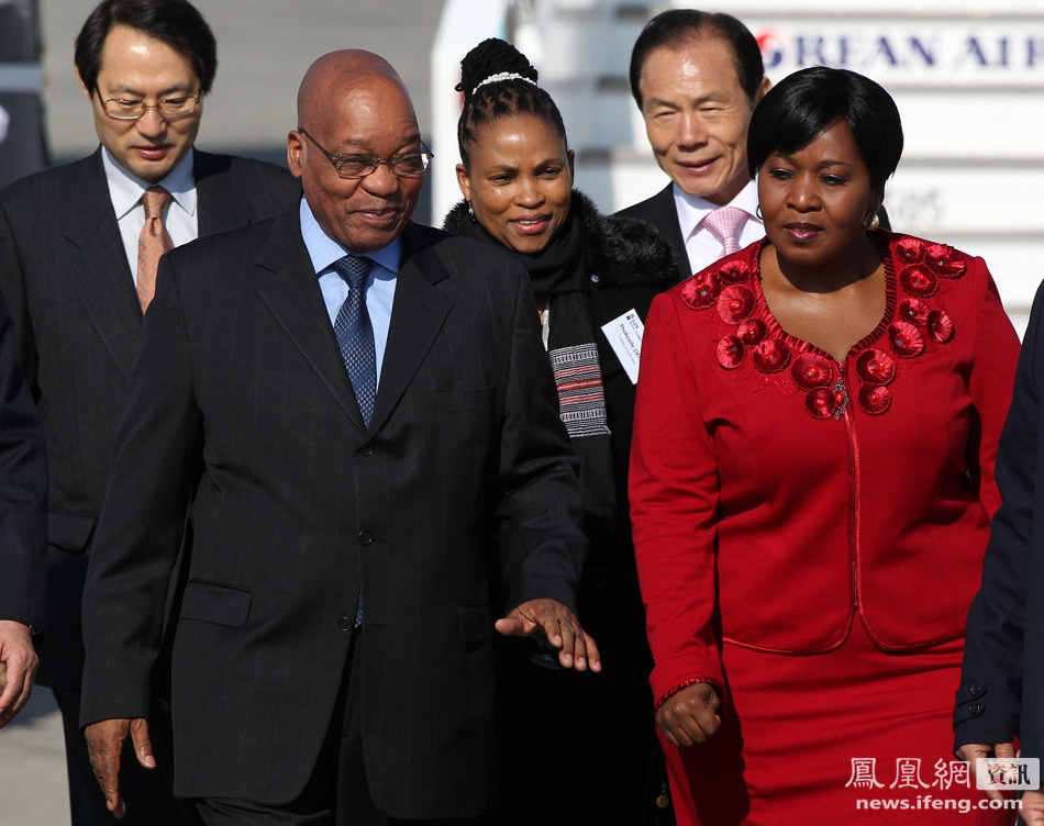 南非总统祖玛携怀孕未婚妻出席G20峰会[高清