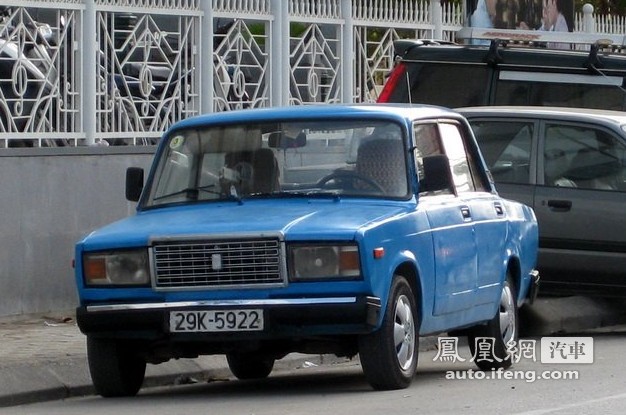 越南街头汽车实拍 你所不知道的邻国