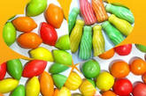 泡泡糖：泡泡糖中的天然橡胶虽无毒，但制泡泡糖所用的一级白片胶是加入了具有一定毒性的硫化促进剂、防老剂等添加剂，多吃会对身体不利。(资料图)
