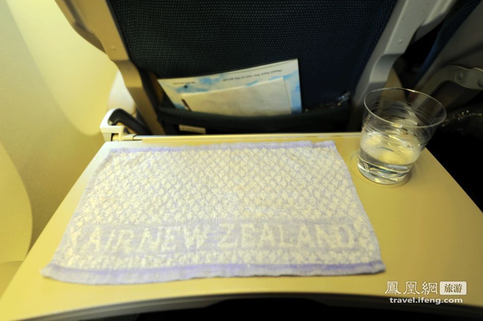 实录新西兰航空美丽的中国空姐以及特色航空美食