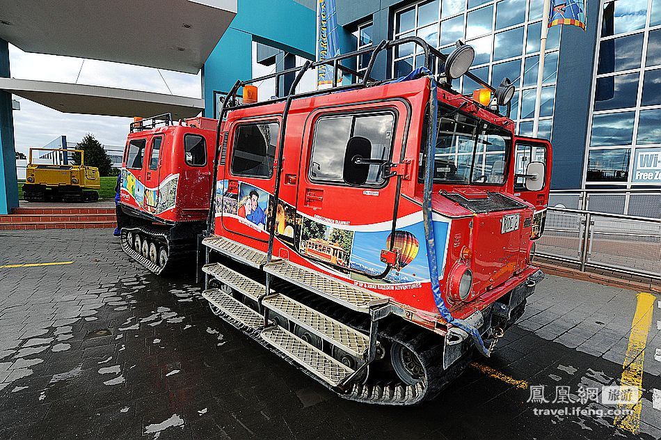 新西兰基督城国际南极中心感受Hagglund雪地车