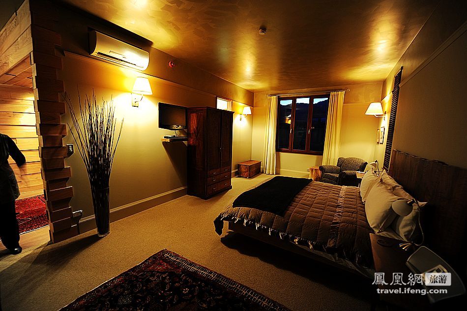 新西兰凯库拉特色的Hapuku Lodge树屋酒店
