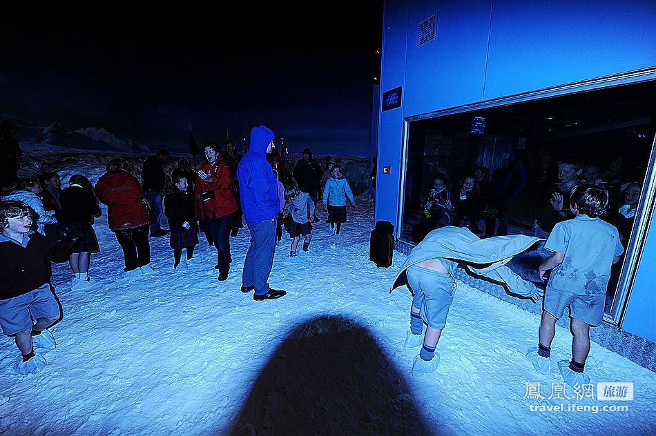 参观新西兰基督城国际南极中心感受模拟暴风雪