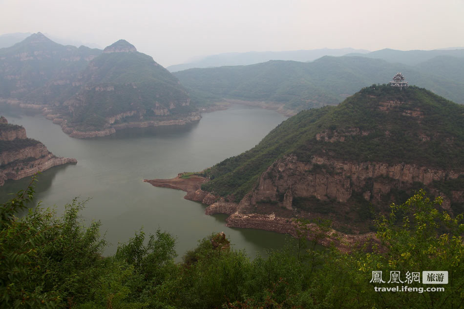 亲近黄河三峡水库 黄土地上的高山峡谷