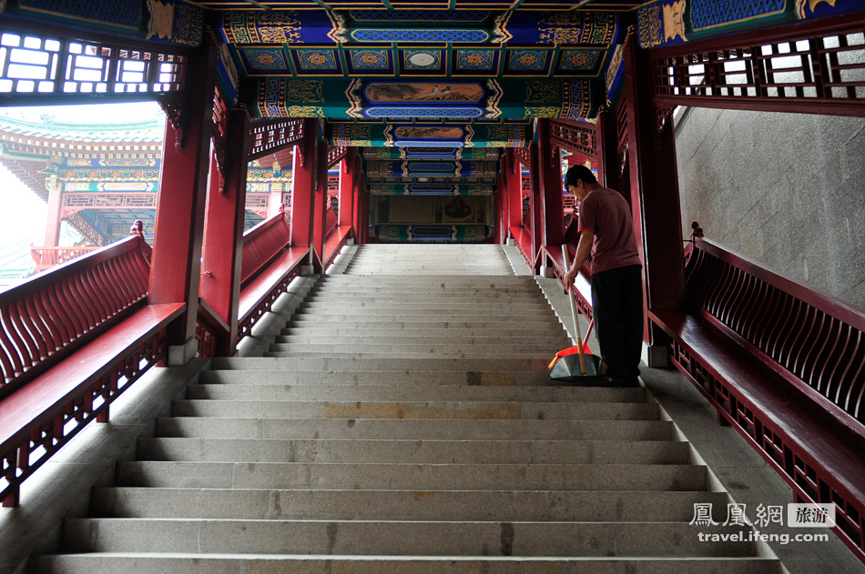 凤凰禅行 在雨中宝陀讲寺感受佛法精深上篇