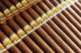 世界上最昂贵的“Cohiba Behike”牌雪茄在西班牙马德里举行的媒体见面会上亮相，每支雪茄售价为440美元。