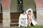 凤凰主播谢亚芳与老公拍的婚纱照