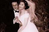 凤凰主播吴小莉与老公拍的婚纱照
