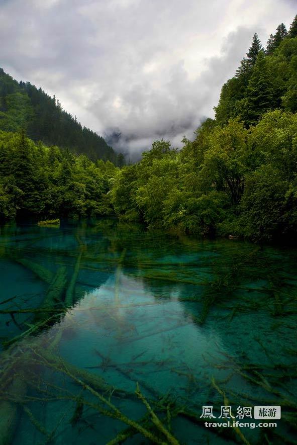 浓情九寨沟 醉人山水画