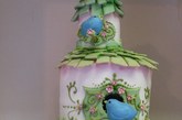 卡伦•波尔塔莱奥甜点团队设计的蛋糕，鸟巢。