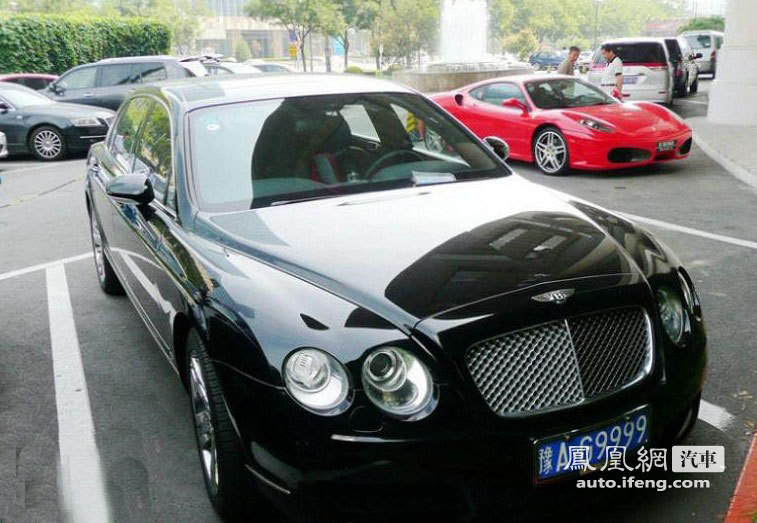 郑州富人1天平均买3-4辆百万豪车