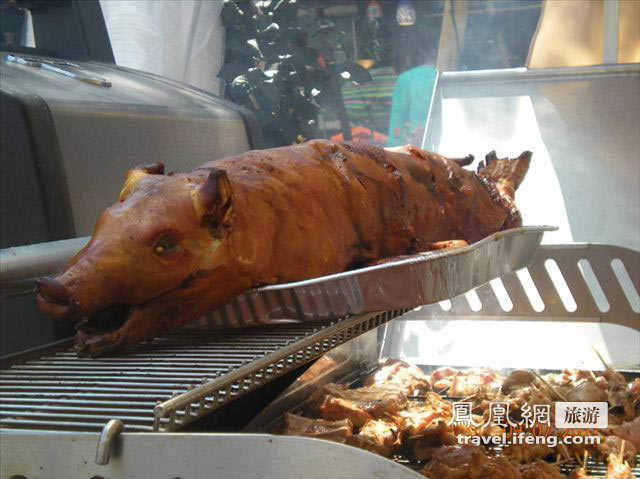 实拍多伦多夏日街头节上各具特色的表演和美食