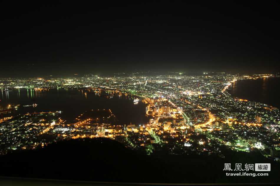 夏日避暑北海道 函馆山上俯瞰美妙夜景
