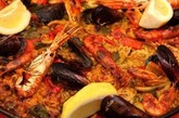 巴塞罗那享受巨型龙虾宴