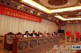 2011年8月3日下午，上海玉佛寺向西藏地区慈善项目捐赠仪式在西藏自治区统战部爱国人士之家会议室举行（图片来源：凤凰网华人佛教  摄影：丹珍旺姆）