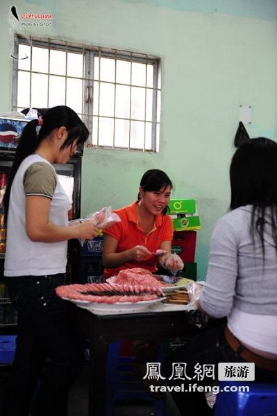 越南不仅美女横行 街头小吃更加诱人