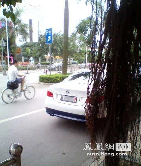 广西南宁再次惊现宝马警车 有图有真相