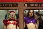 活体广告惊现地铁 随时随地都会出现的内衣男女
