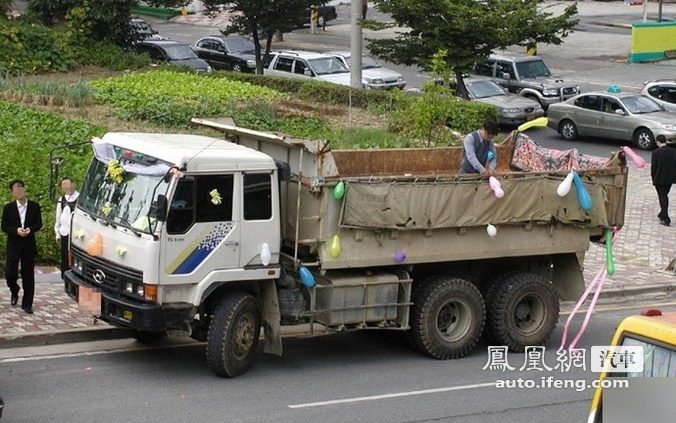 不必清一色豪华 看韩国人结婚开什么车