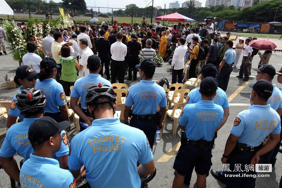 菲律宾人质事件一周年 马尼拉举行悼念仪式