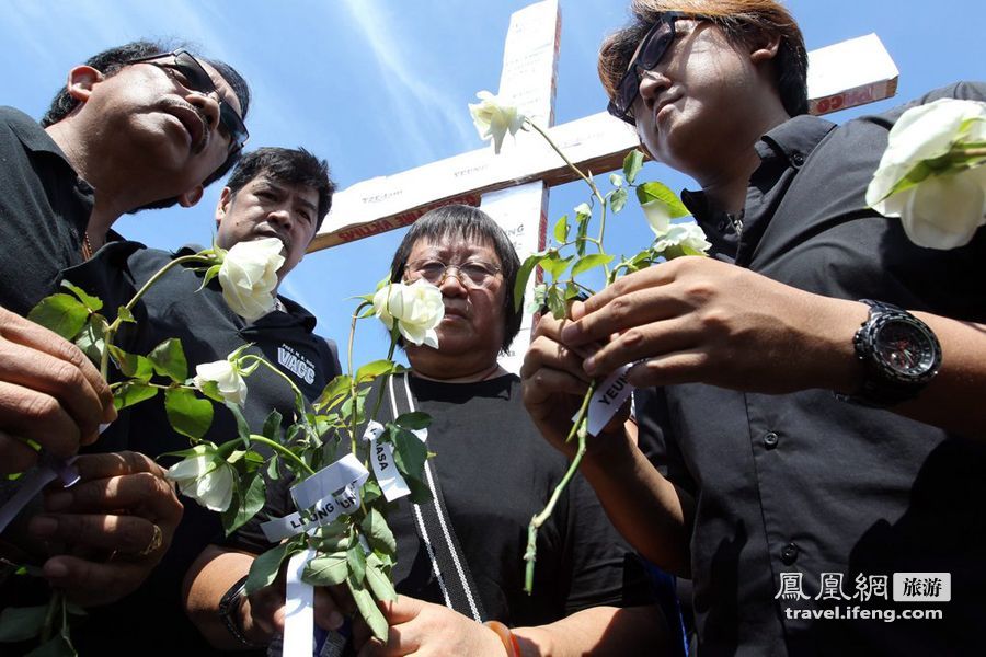 菲律宾人质事件一周年 马尼拉举行悼念仪式