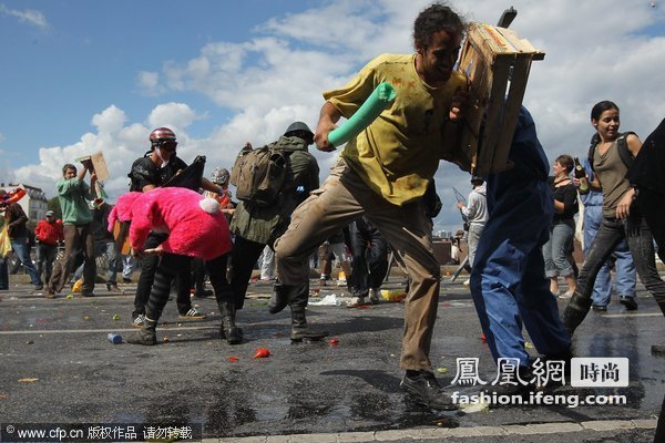 “蔬菜大战”男女混仍更带劲