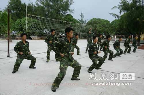 看中国被侵占的南沙群岛 曝越南人安逸生活