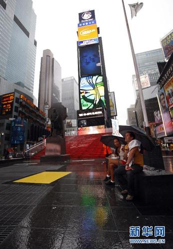 旅游业萧条 实拍艾琳飓风威胁下的纽约市