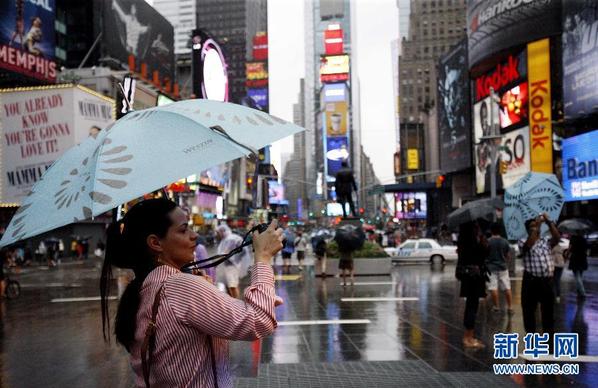 旅游业萧条 实拍艾琳飓风威胁下的纽约市