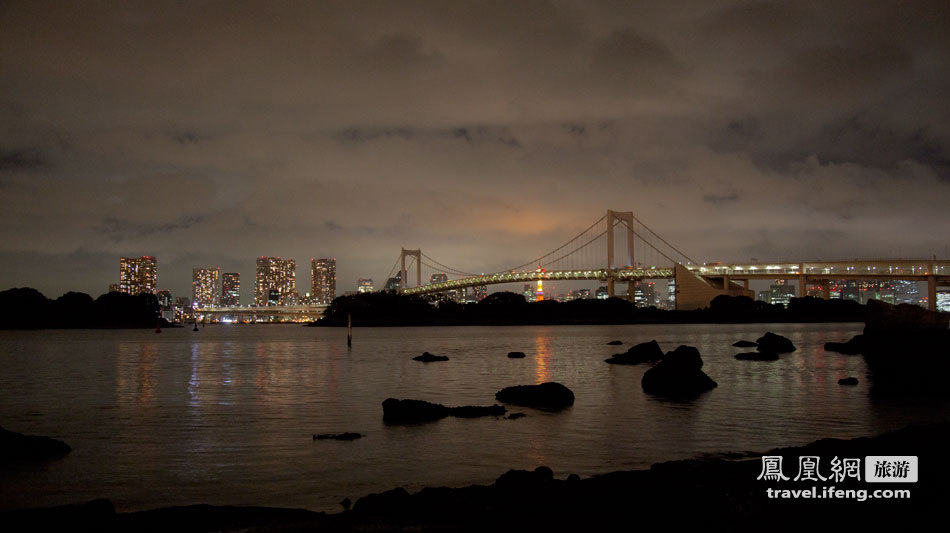 东京湾上彩虹桥 日本最浪漫的约会地点