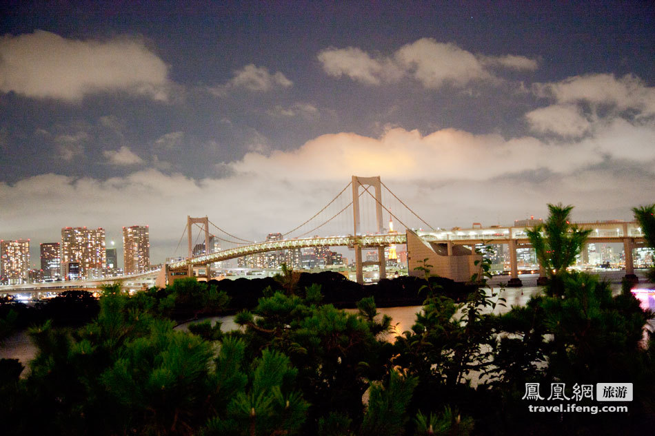 东京湾上彩虹桥 日本最浪漫的约会地点