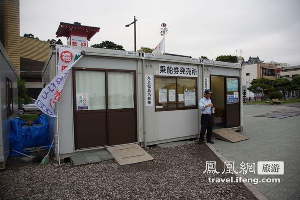 日本松岛游轮出海 海鸥相伴