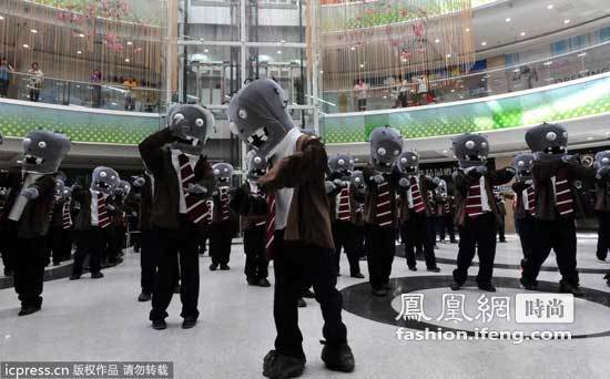 沈阳上演真实版“植物大战僵尸”